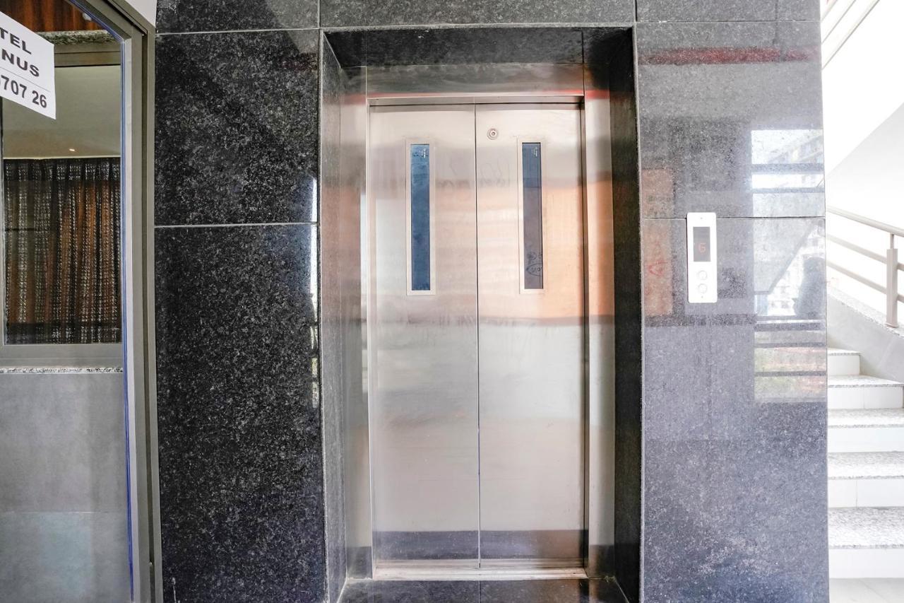Fabhotel Magnus Surat Zewnętrze zdjęcie