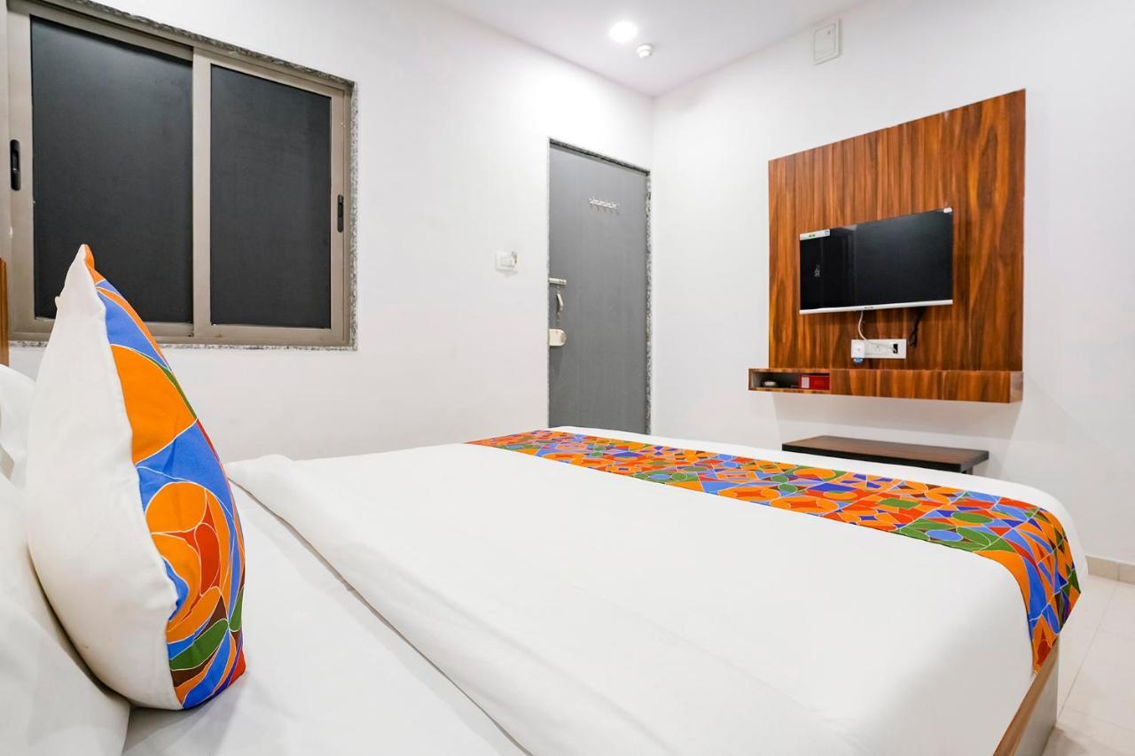 Fabhotel Magnus Surat Zewnętrze zdjęcie